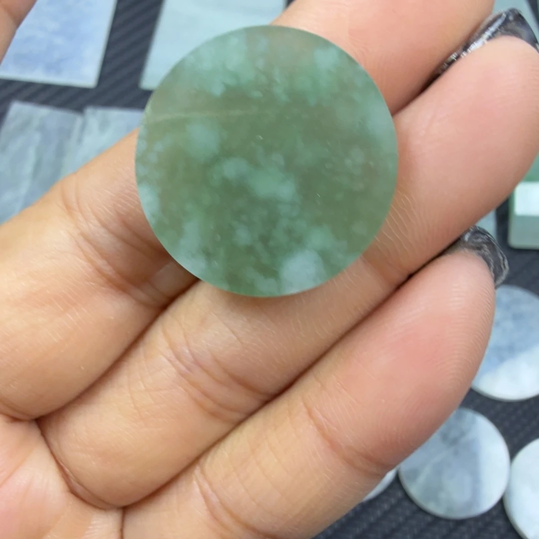 翡翠颈饰未镶嵌天然缅甸a货翡翠