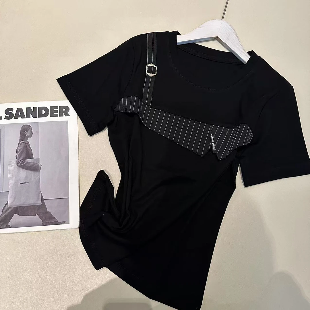 《姚家优麦汇》Y5788夏款圆领设计感时尚百搭短袖显瘦上衣款女