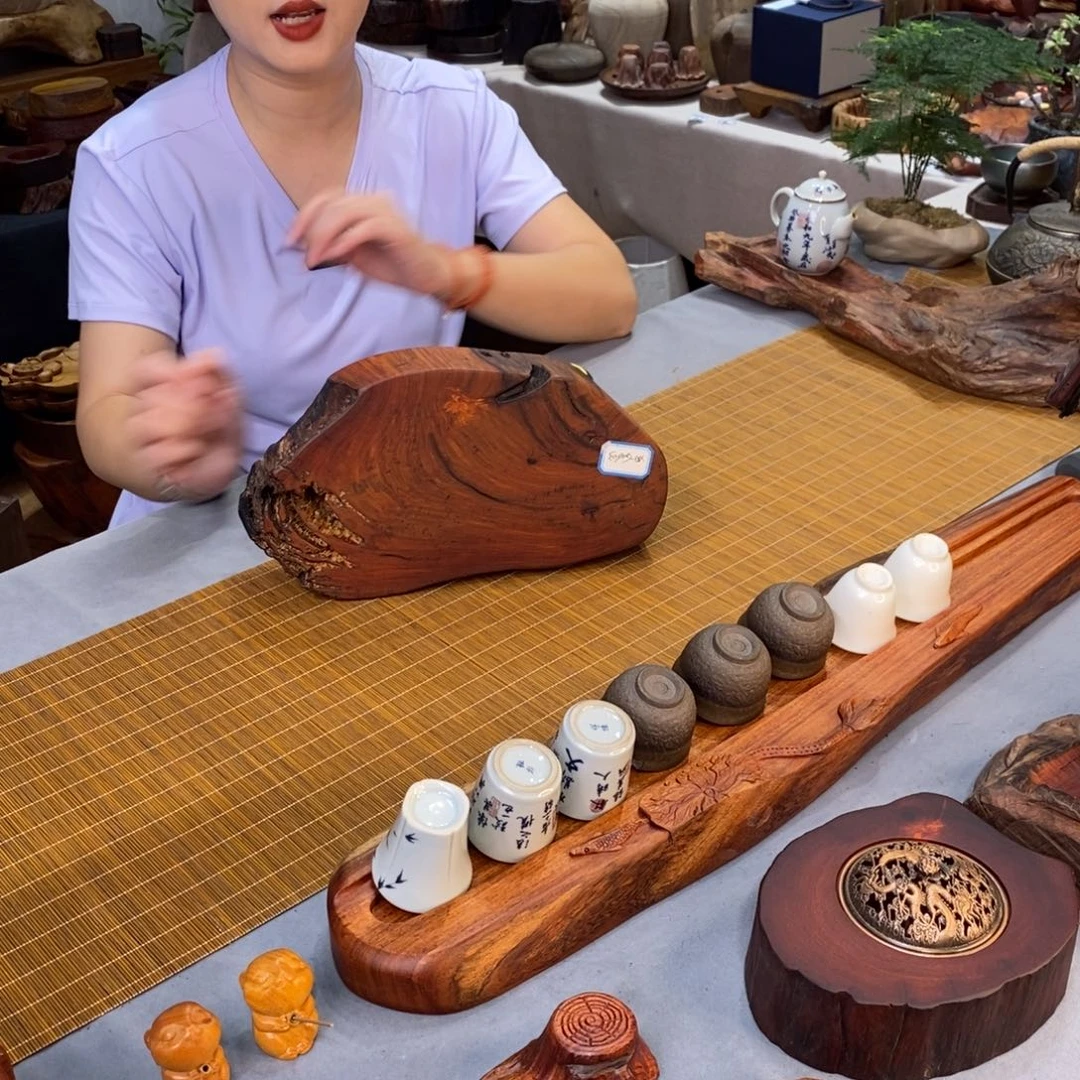 缅甸花梨随形底座