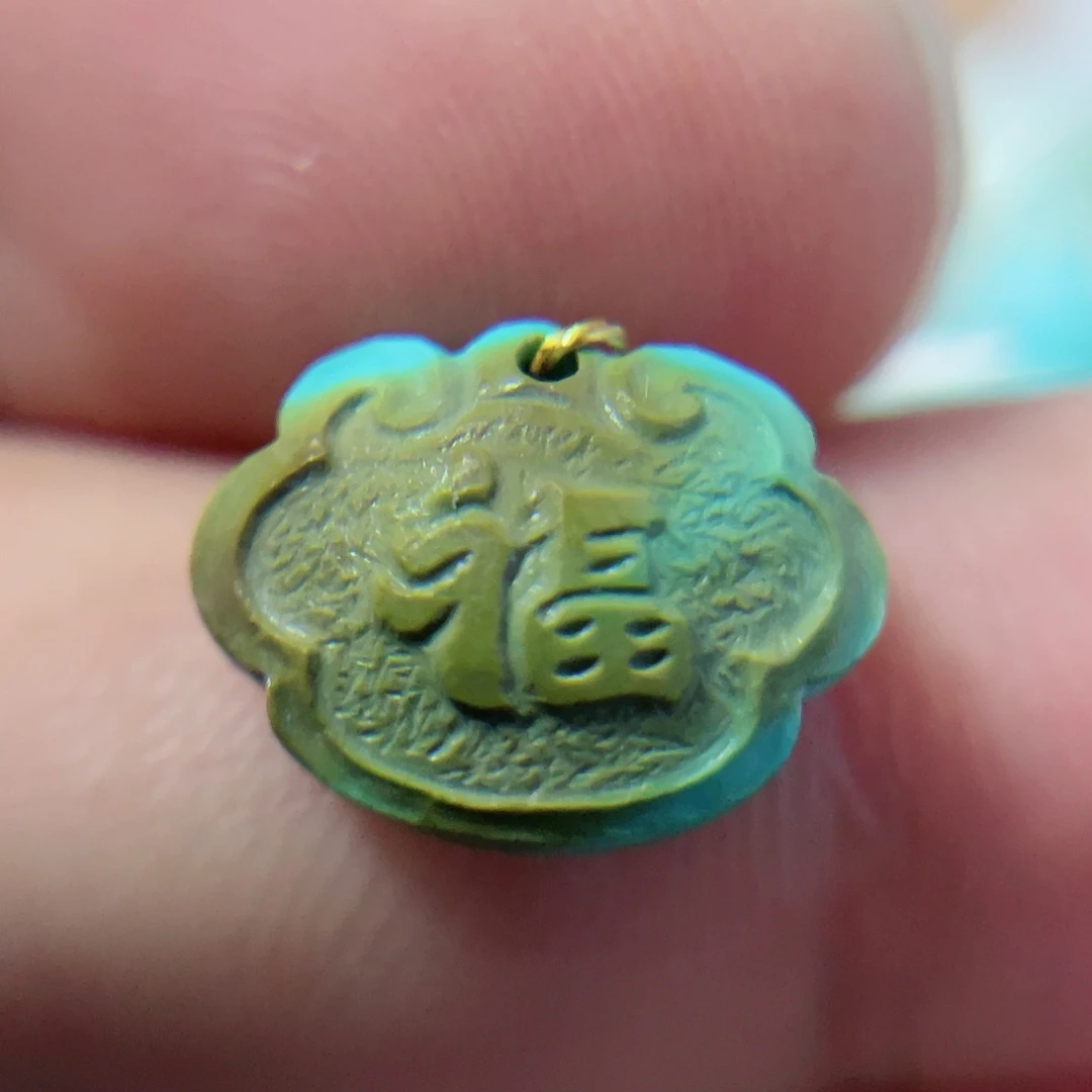 绿松石配饰未镶嵌