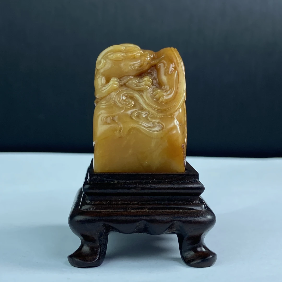 TW5003 田黄石螭虎