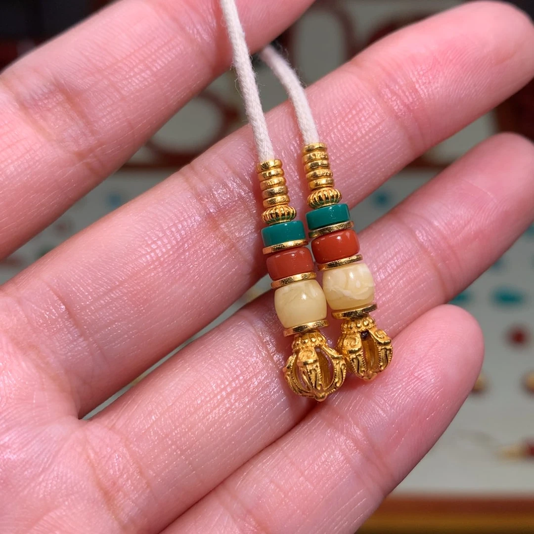 南红玛瑙颈饰未镶嵌