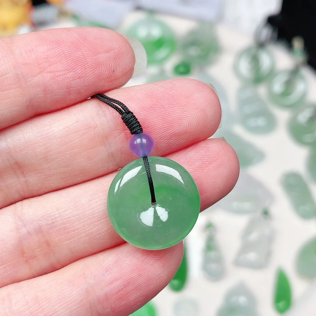 翡翠未镶嵌颈饰缅甸天然A货翡翠