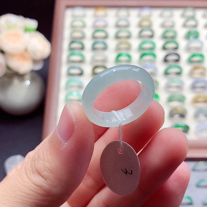 翡翠未镶嵌戒指21号