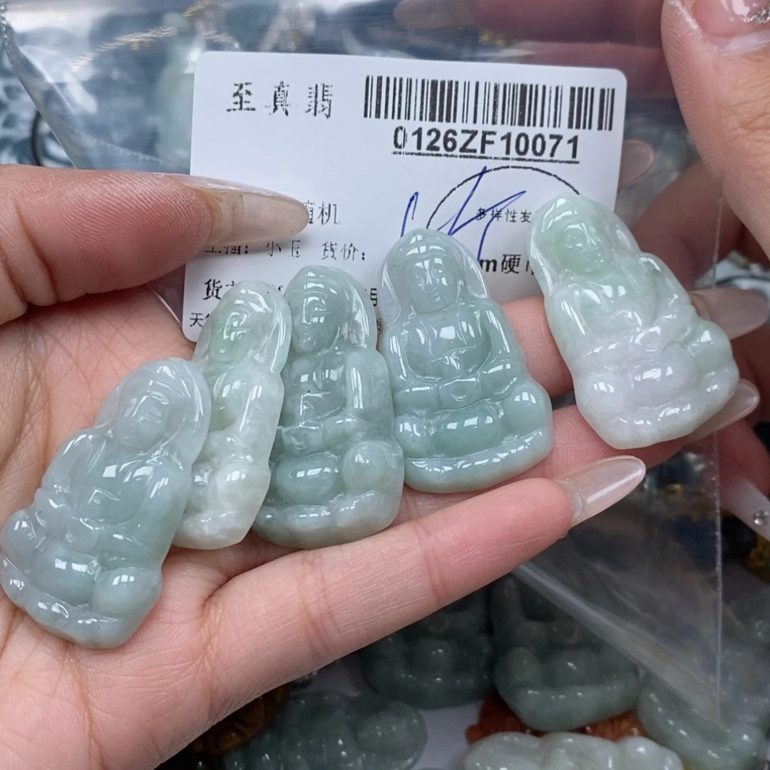 翡翠吊坠(不含链)未镶嵌月*