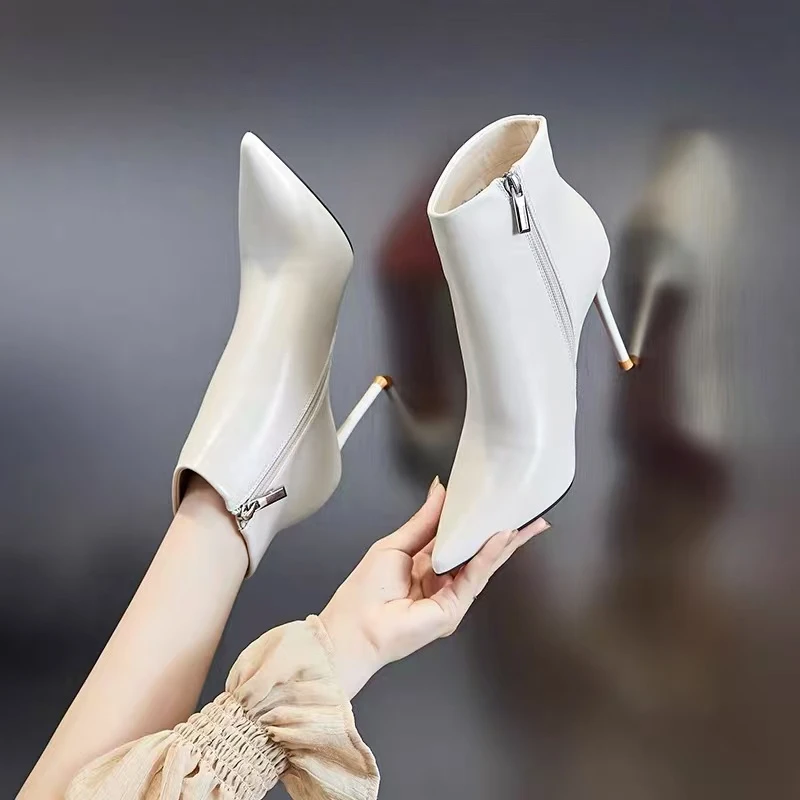 8公分6公分细跟尖头高跟短靴简约时尚性感高跟鞋