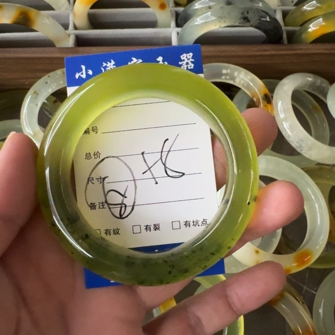 瑾***兮未镶嵌蛇纹石玉手镯