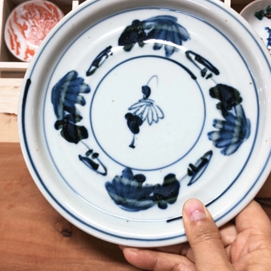 【闪购商品】罐直径18高度2.5全新手绘老盘