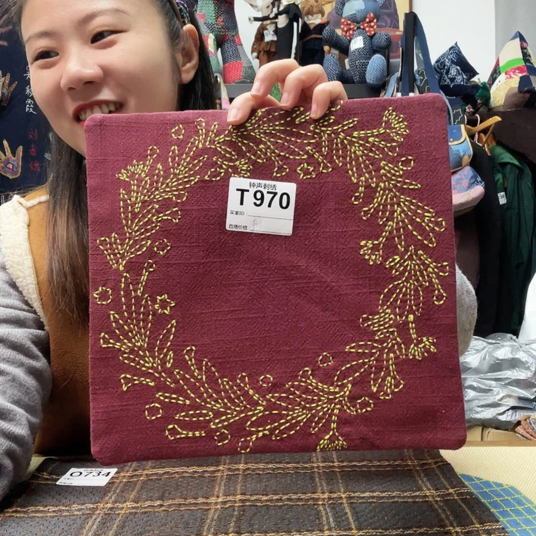 织绣晴*33333333333333333333