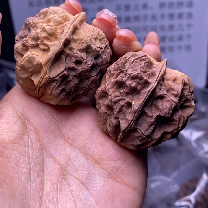 核桃云南野生铁核桃184号40mm