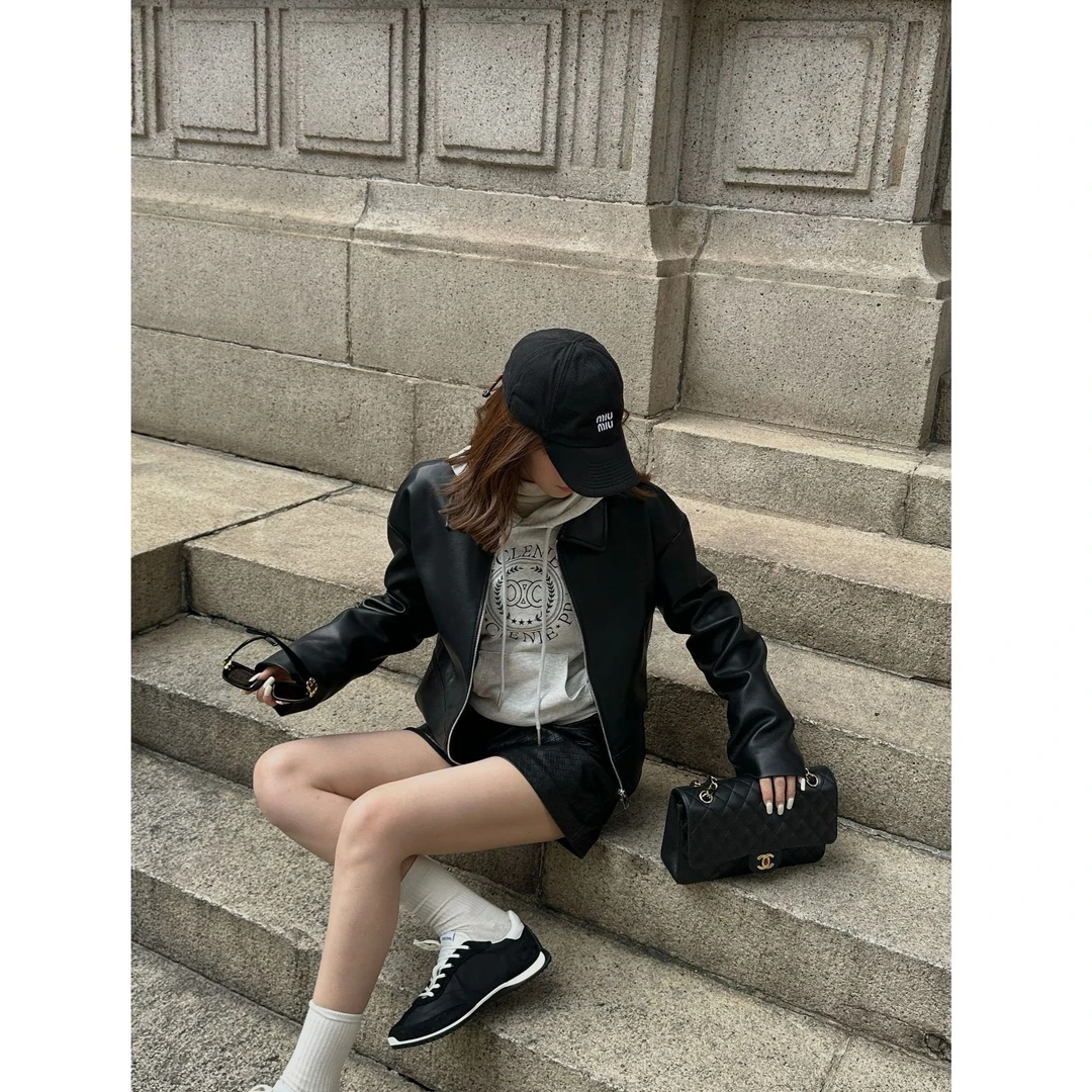 ANNA FREE 秋季新款短款设计感显瘦翻领皮衣夹克外套ZCE25657