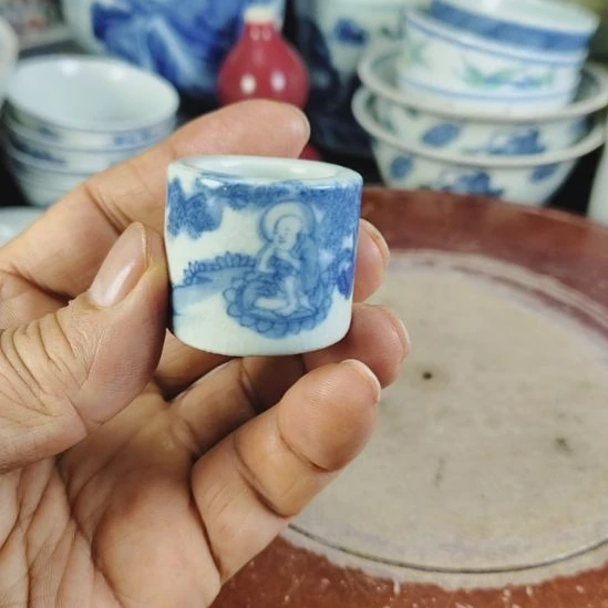 用***3茶盏全手工制作的瓷器