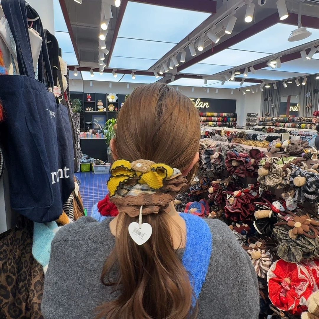 布艺非金属黄色蝴蝶结发圈