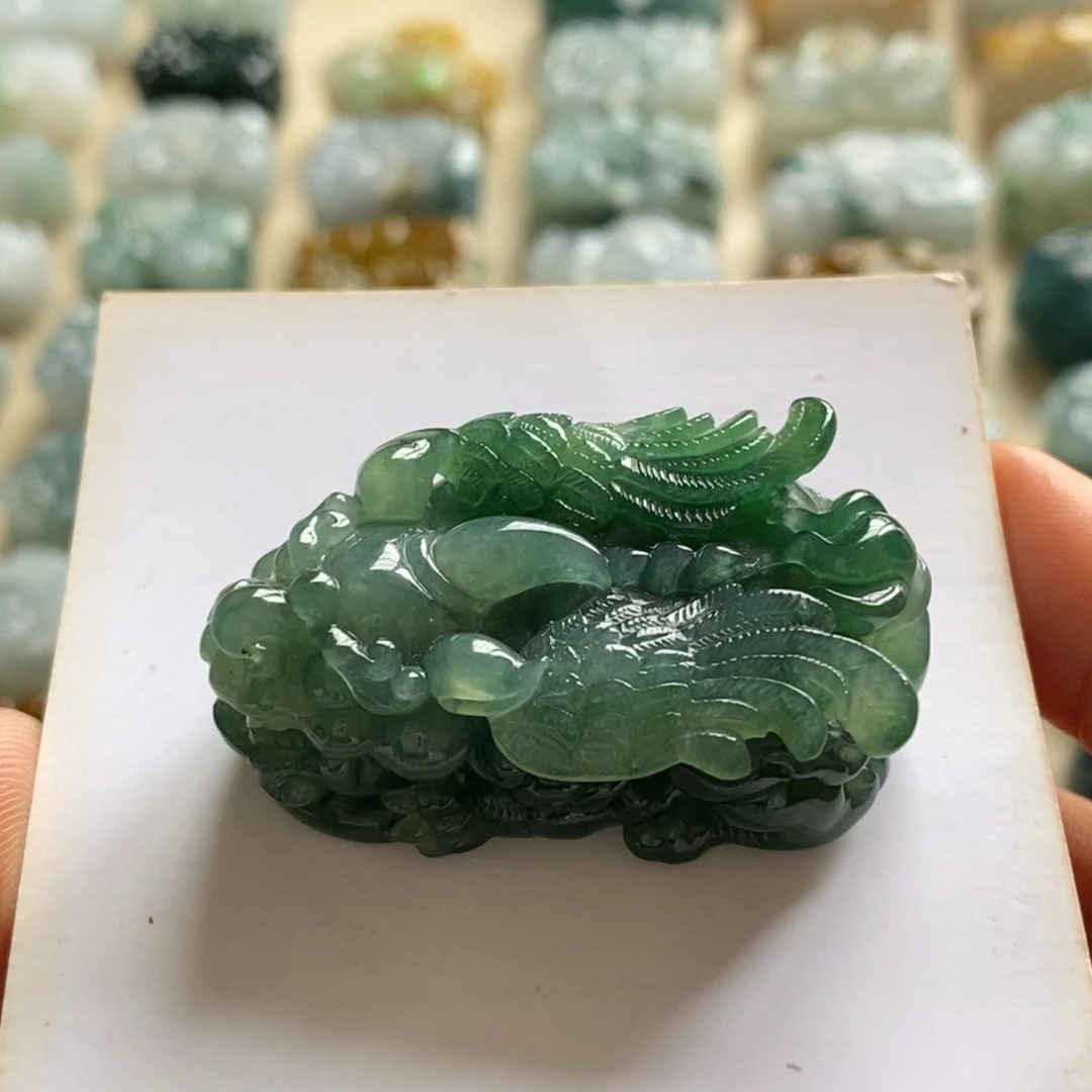 翡翠未镶嵌颈饰天然翡翠貔貅吊坠