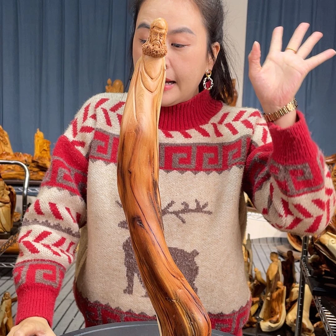 柏木（崖柏）随型艺术根雕