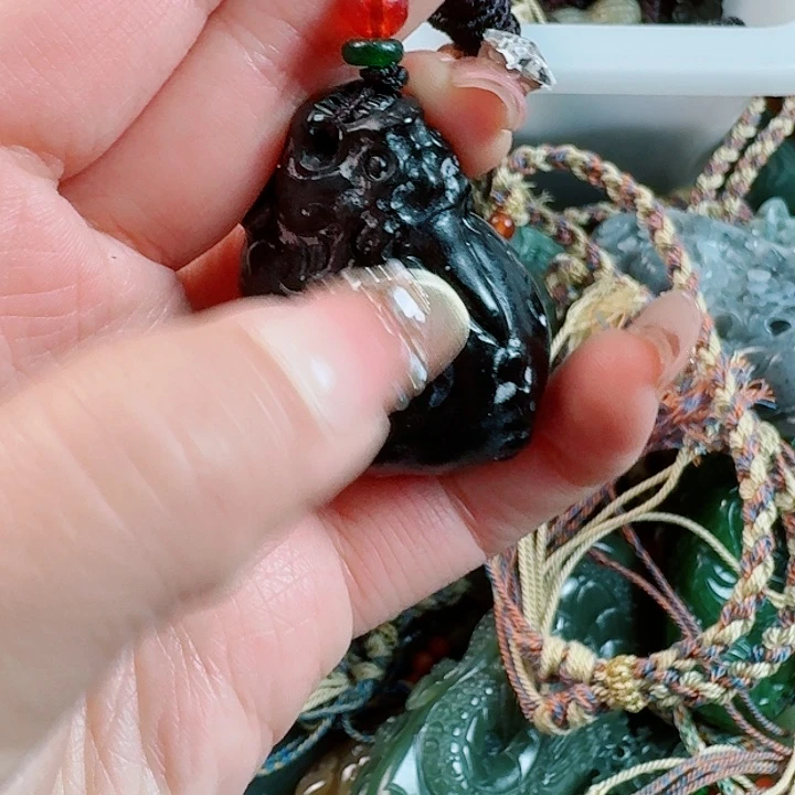 和田玉挂件未镶嵌