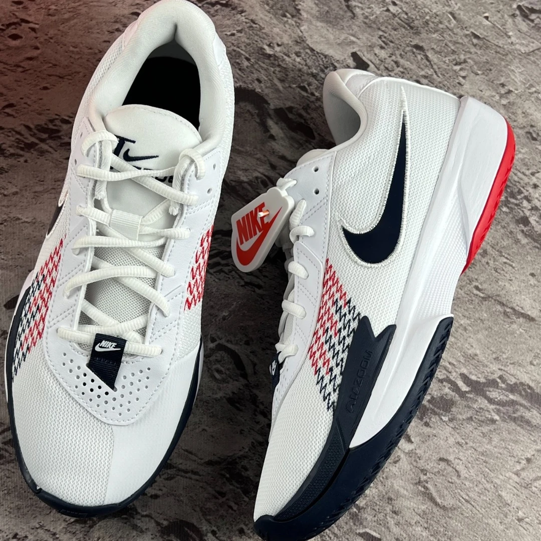 NIKE耐克男款 G.T.CUT ACADEMY实战运动耐磨防滑篮球鞋FB2598-104