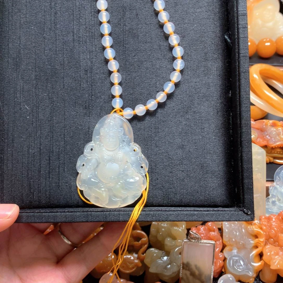 石英质玉（黄龙玉）未镶嵌挂件