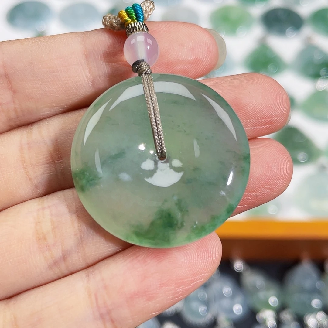 翡翠未镶嵌颈饰吊坠