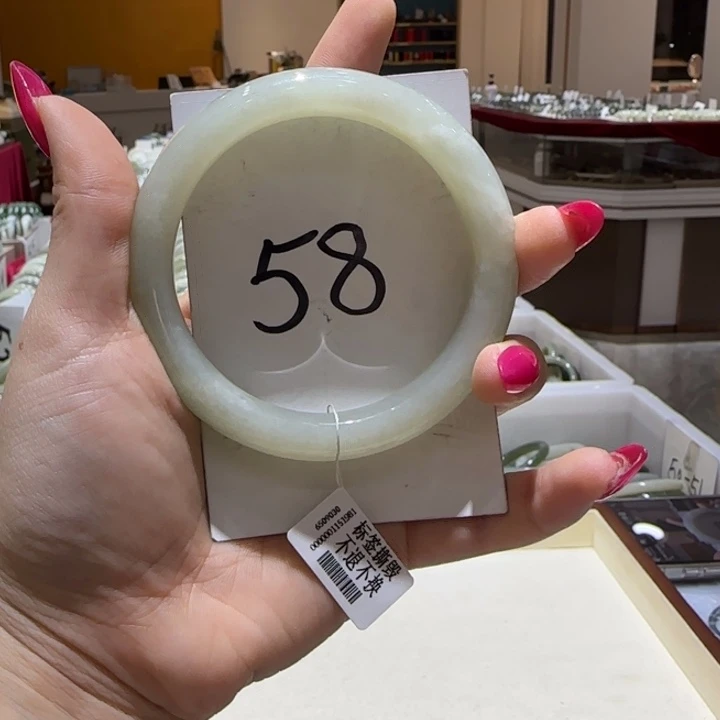 和田玉未镶嵌手镯837