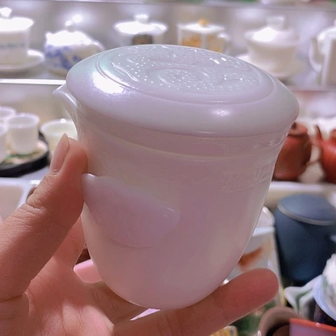 小*女陶瓷制品及陶瓷艺术品微瑕