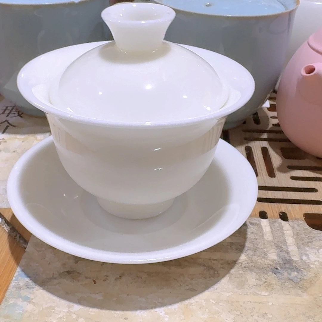 瑕疵茶具。介意勿拍