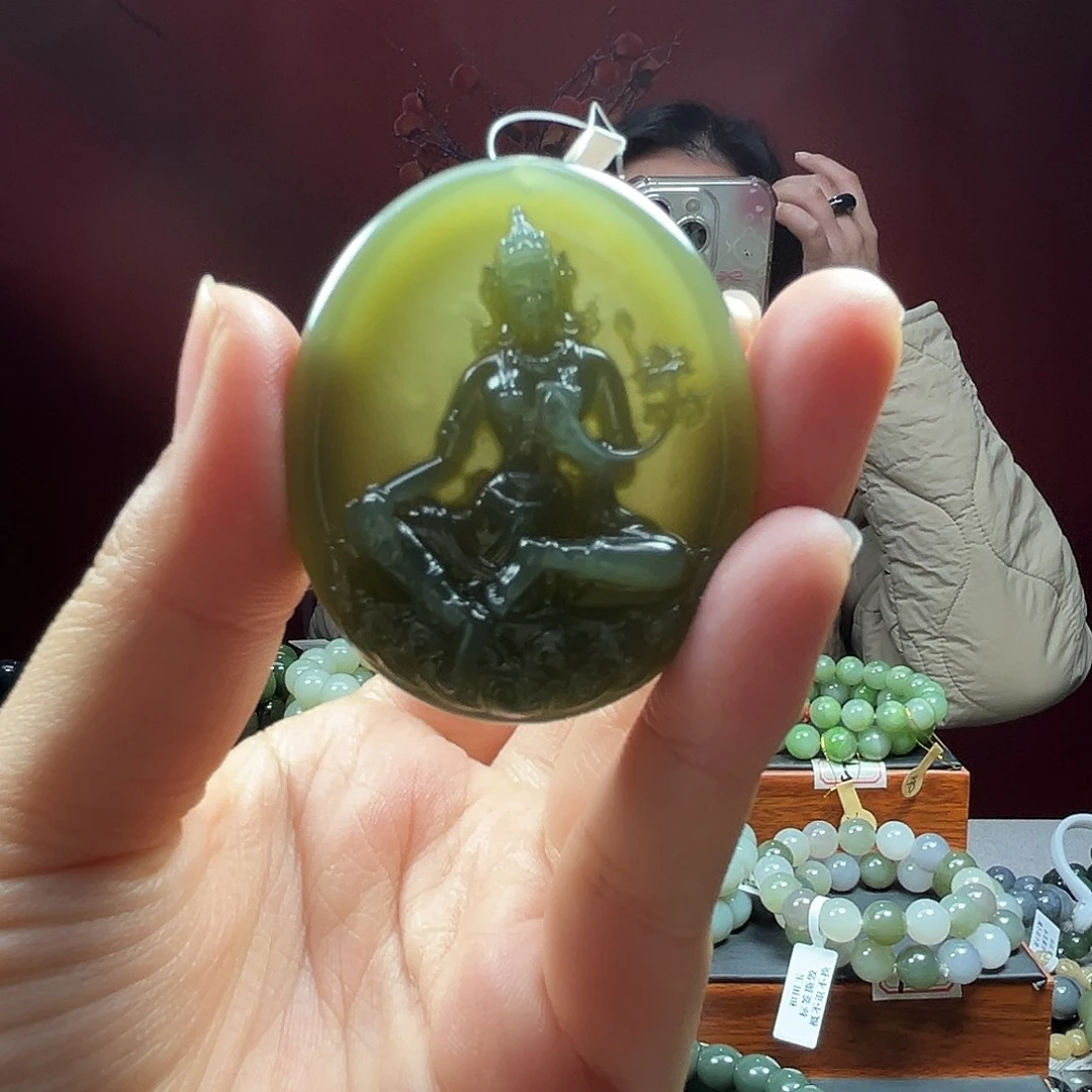 和田玉未镶嵌挂件