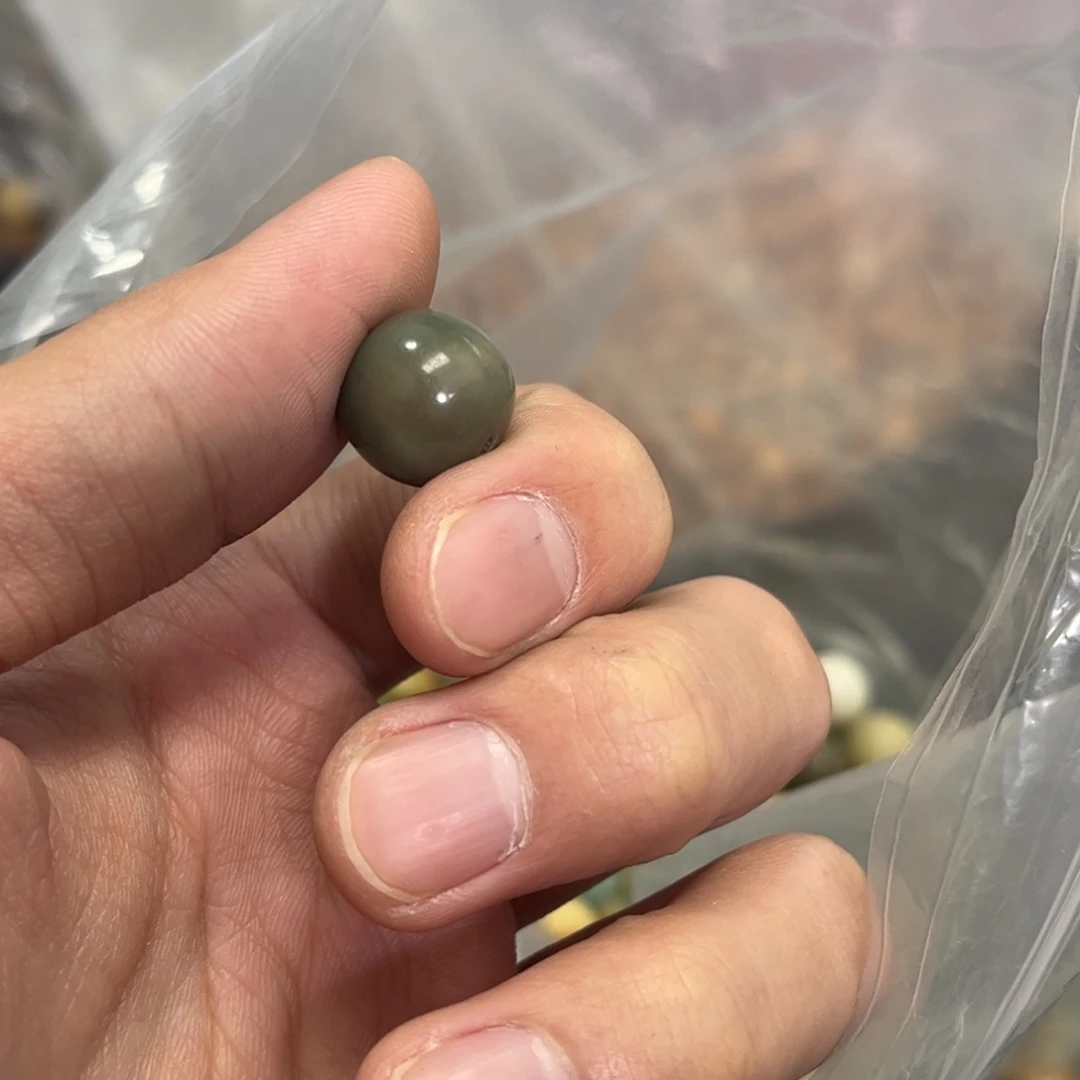 【闪购商品】白玉菩提吊坠c14/20+20颗干磨花皮