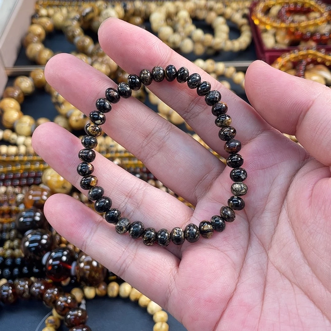 随***名琥珀未镶嵌裸石6mm