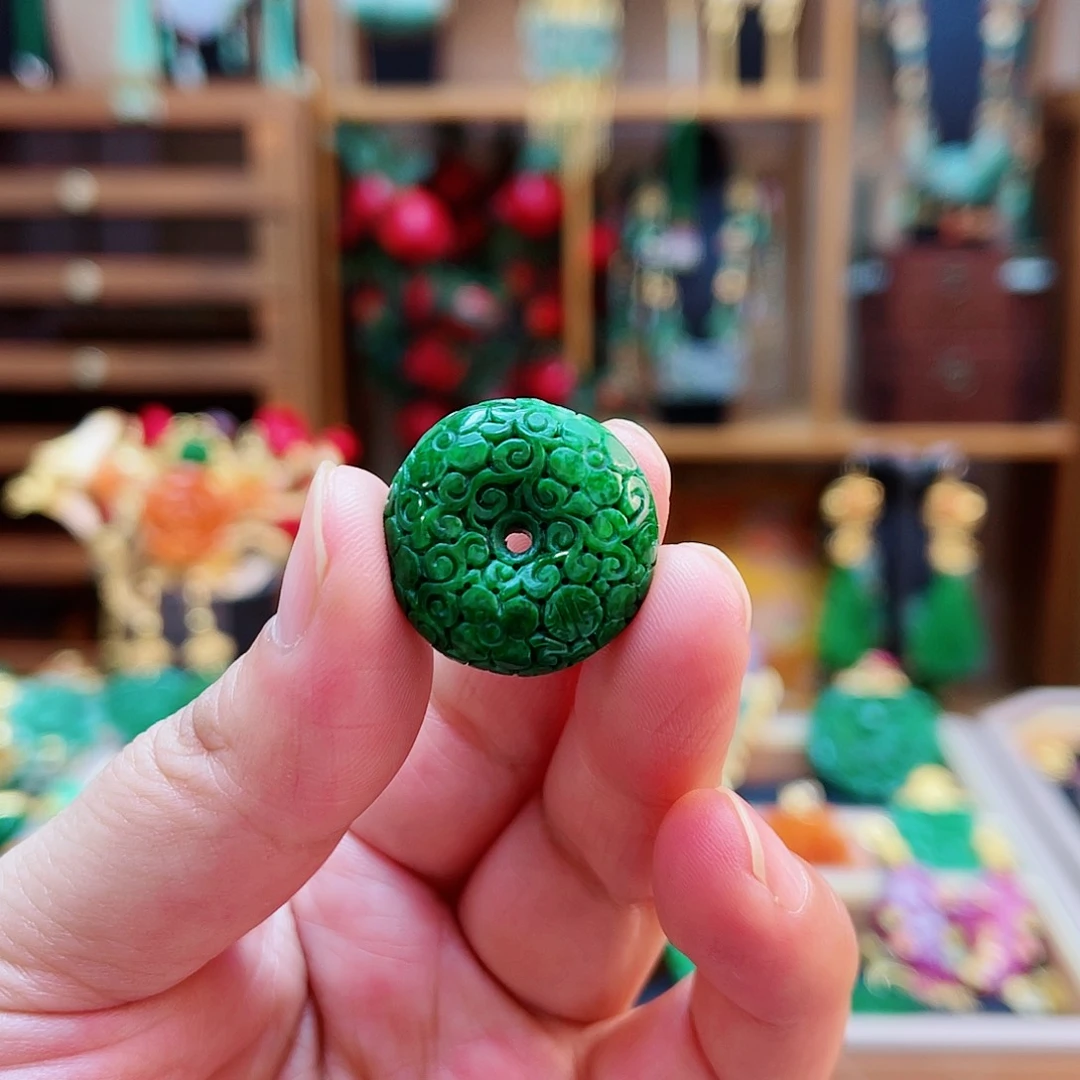 颈饰未镶嵌翡翠48小时鉴赏期