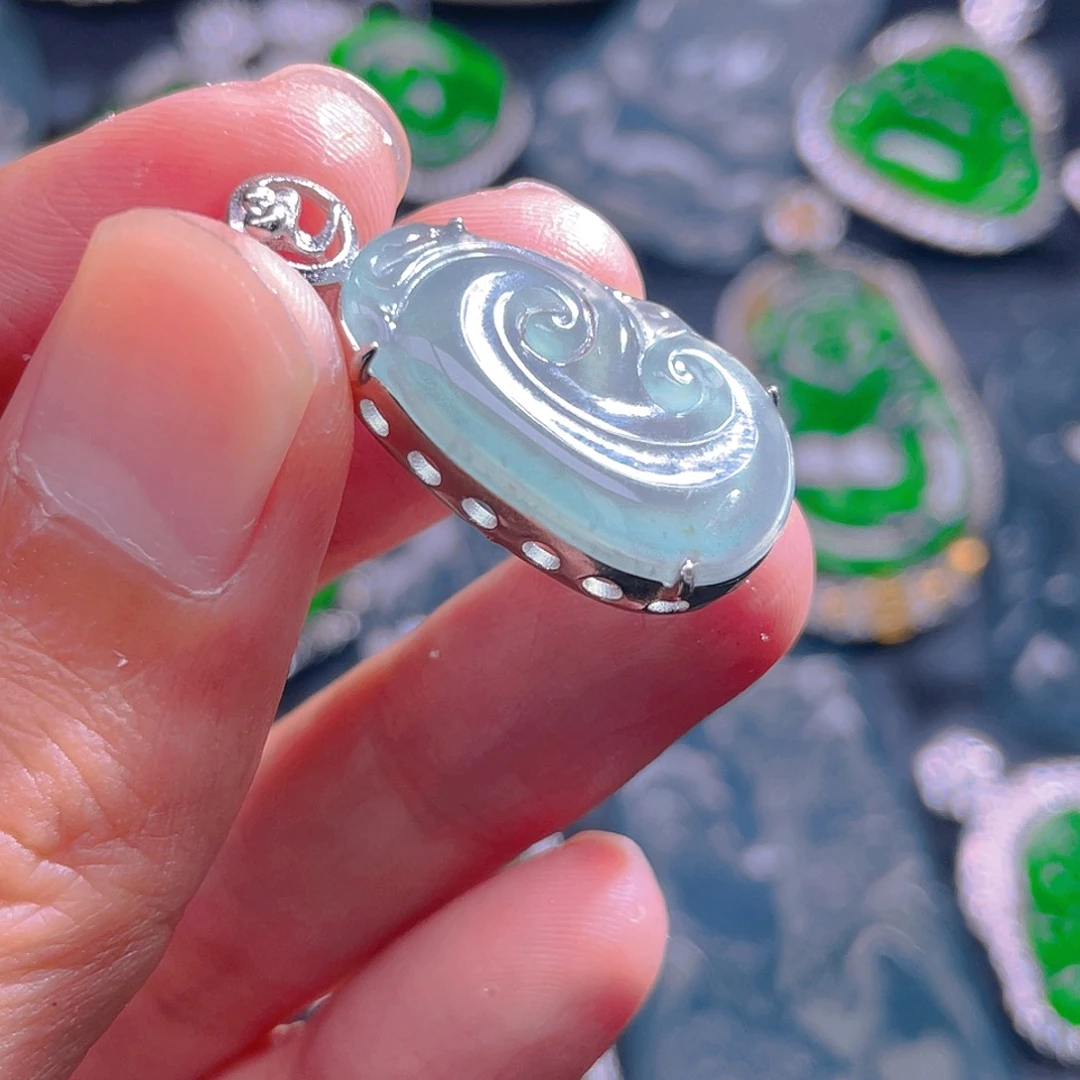 颈饰未镶嵌翡翠翡翠