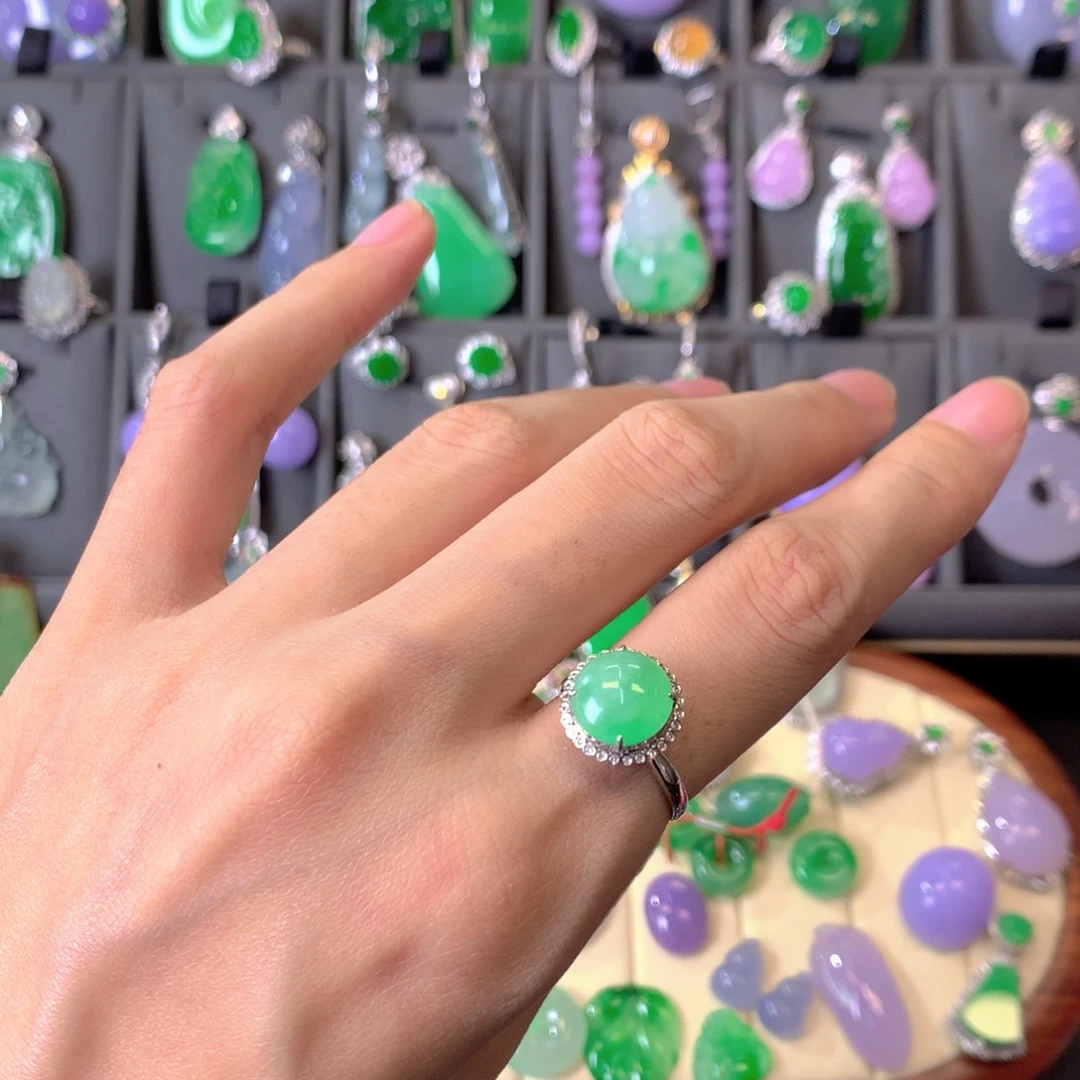 吊坠(不含链)18K金镶嵌翡翠