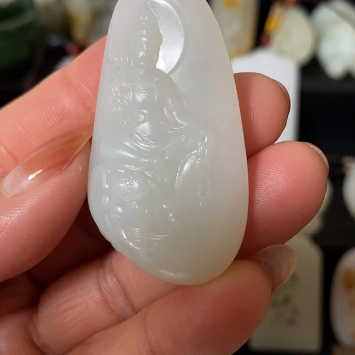 和田玉（糖玉）未镶嵌颈饰