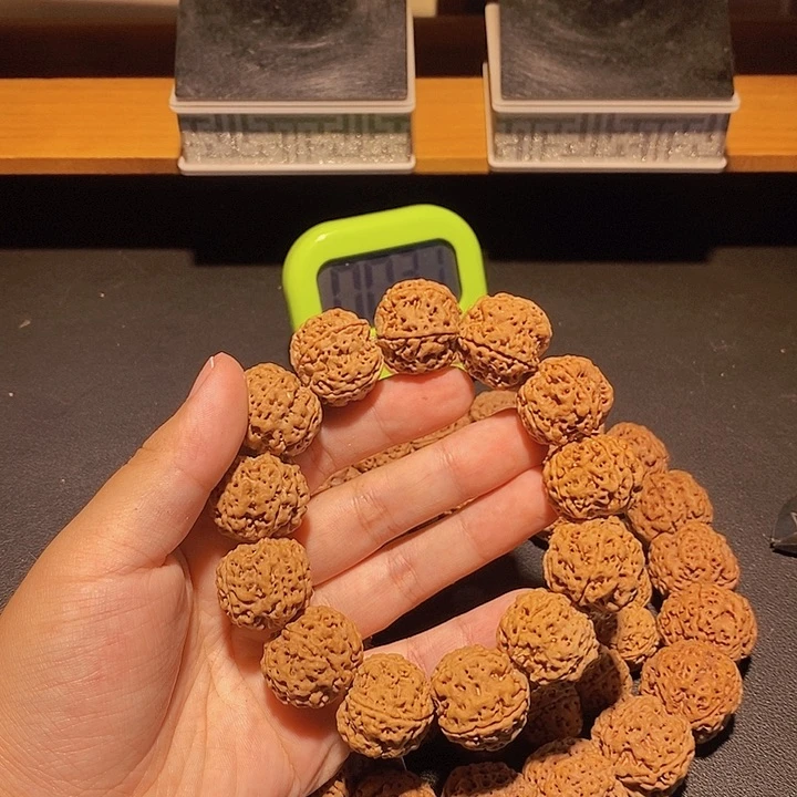 用***舞金刚菩提手串这样