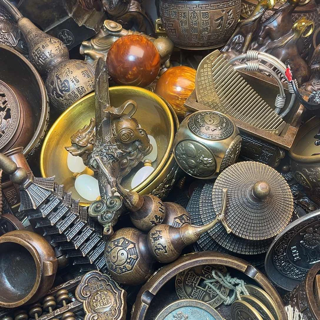 精美铜器工艺品等