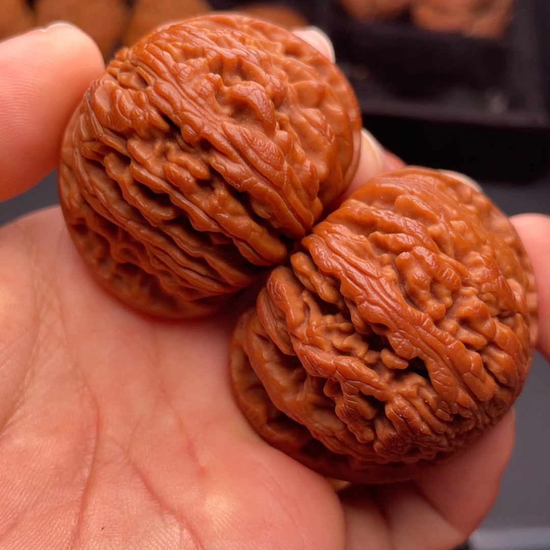 文玩核桃把件秦岭山脉