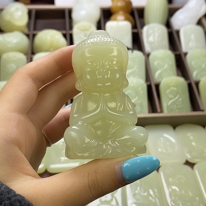 昆仑石宝宝佛手把