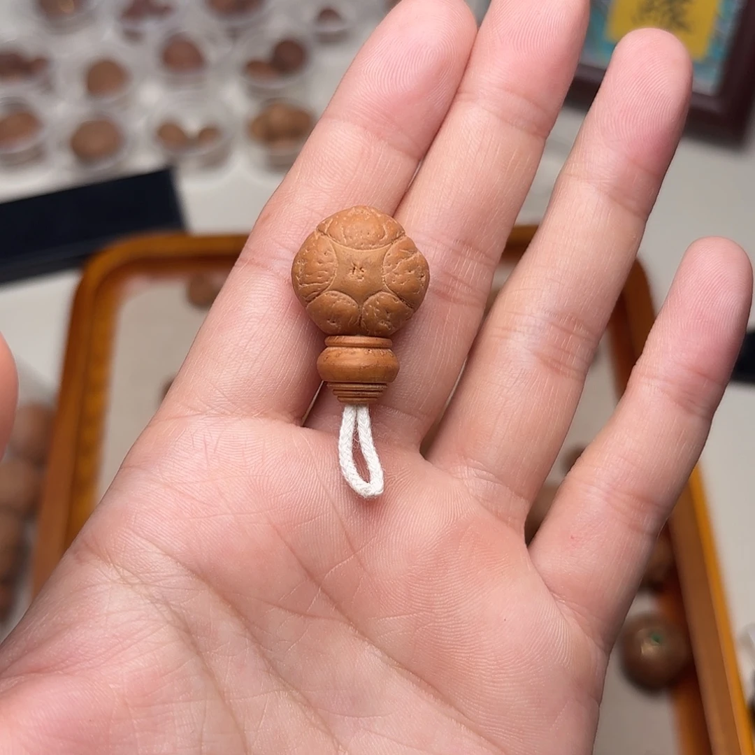 手串凤眼菩提五星三通19.3×14.1