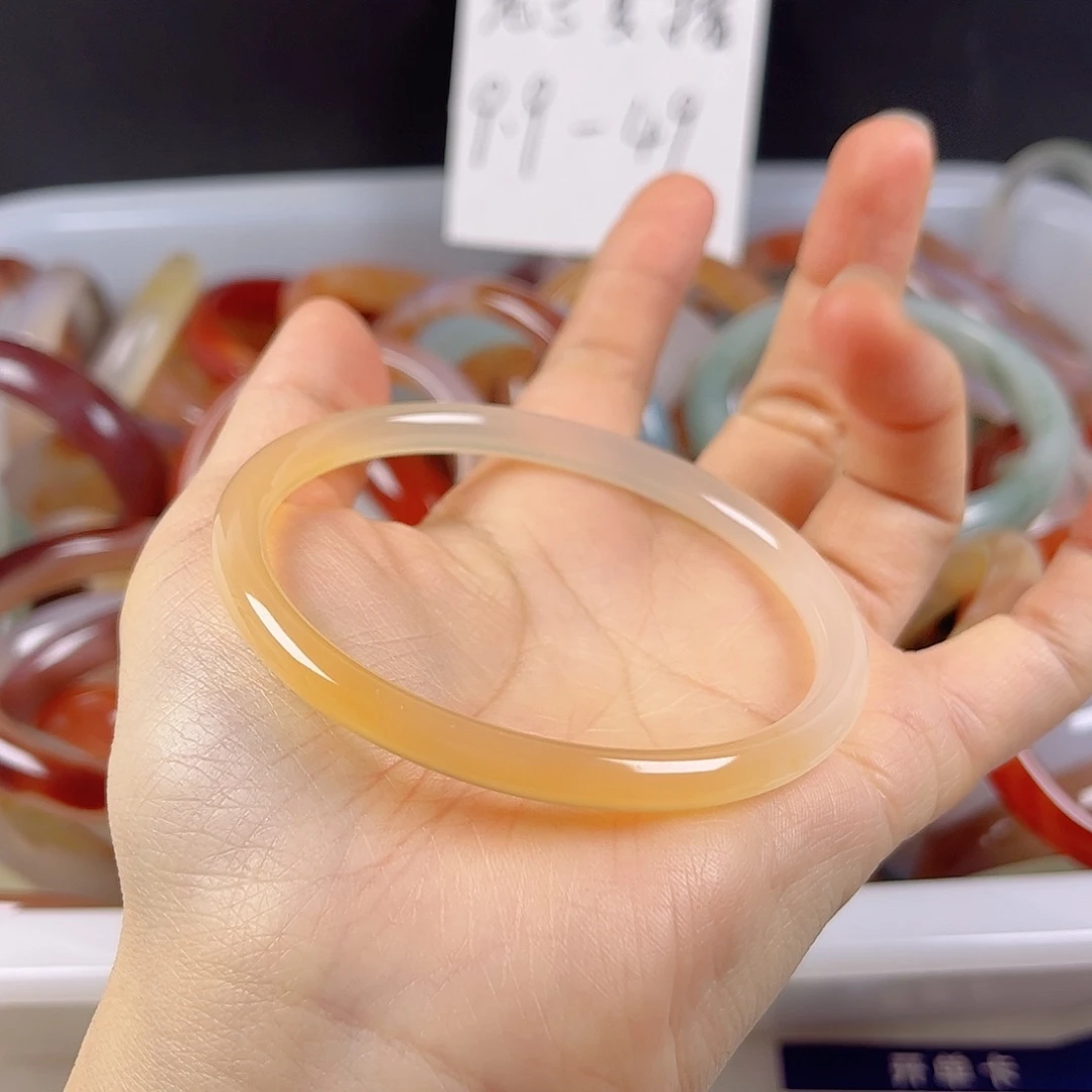 玛瑙/玉髓手镯未镶嵌鹿**语