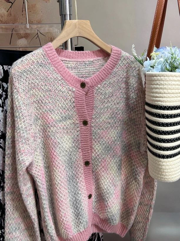 软糯马海毛少女感粉调撞色珠片圆领开衫外套透气针织秋冬叠穿百搭