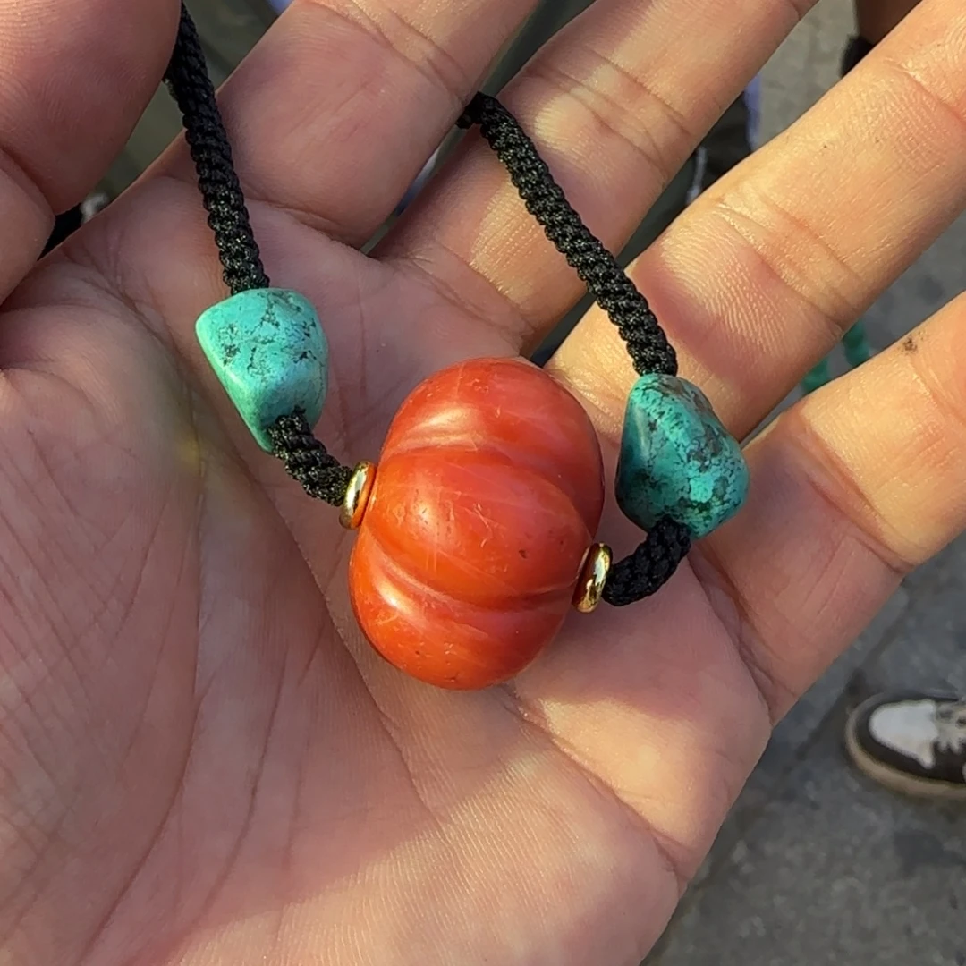 南红玛瑙未镶嵌颈饰