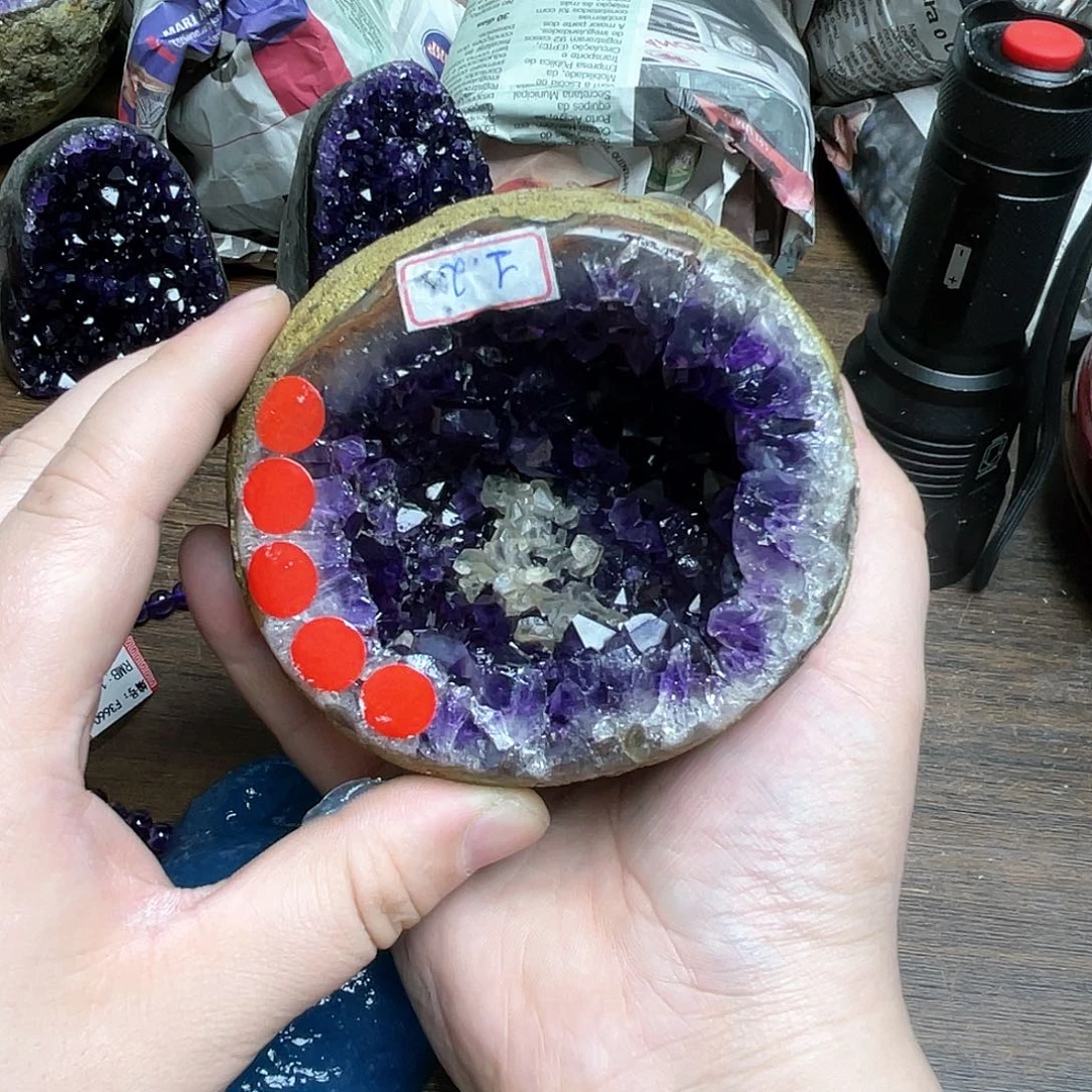 紫晶大型摆件（非配饰）未镶嵌