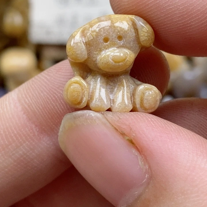 颈饰未镶嵌硅化珊瑚（珊瑚玉）小