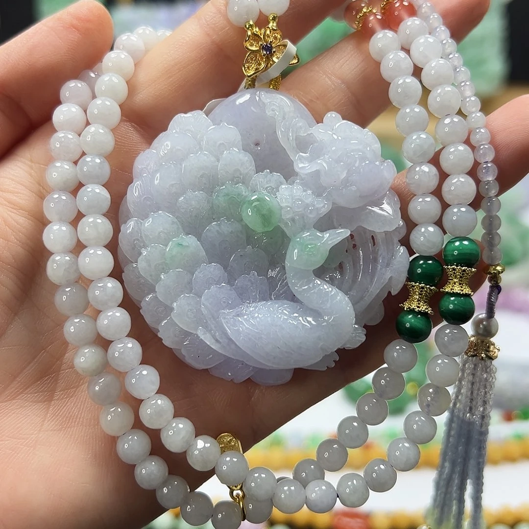 翡翠未镶嵌颈饰吊坠