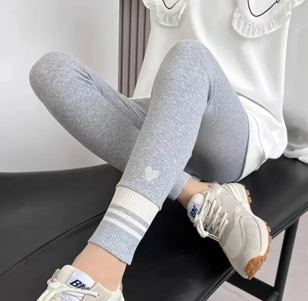 艾俊萱童装2024年女童加绒爱心条纹花打底裤LS