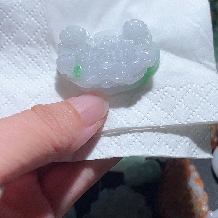 颈饰未镶嵌翡翠天