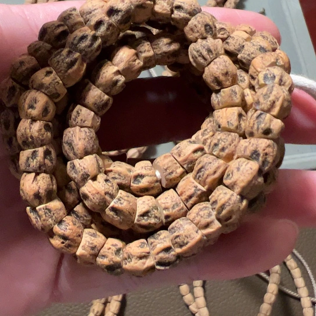 柏香籽/百香籽吊坠