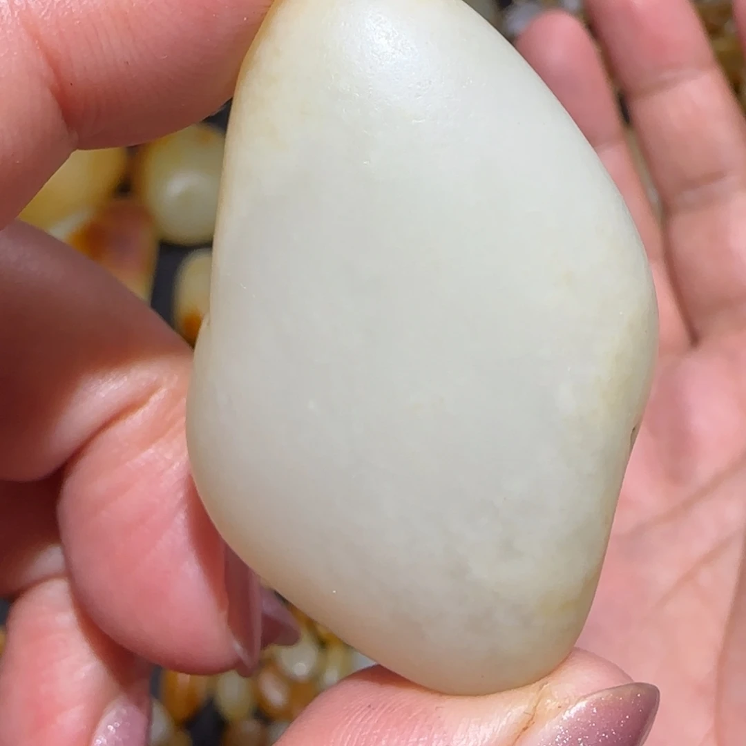 和田玉未镶嵌吊坠(不含链)36.3克