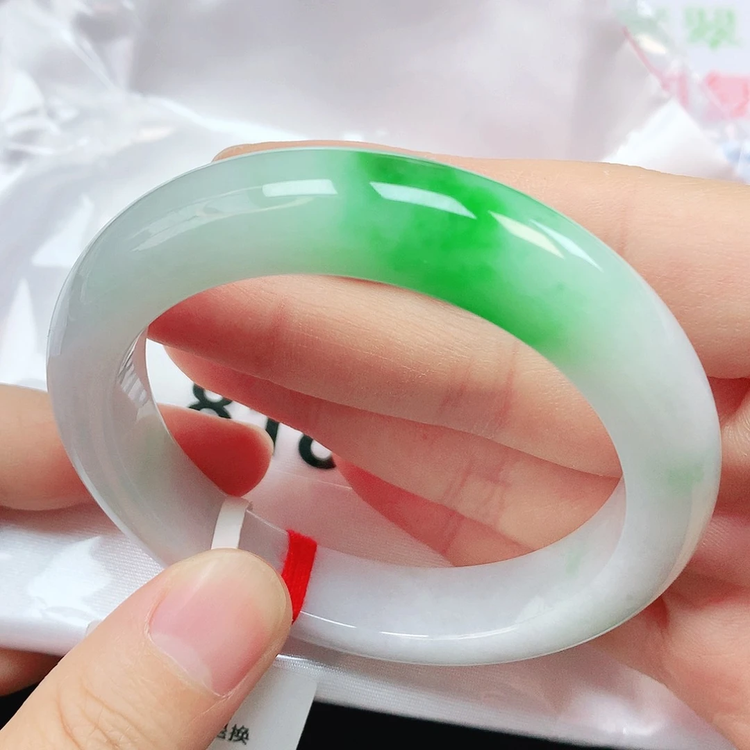 未镶嵌手镯翡翠抖音818