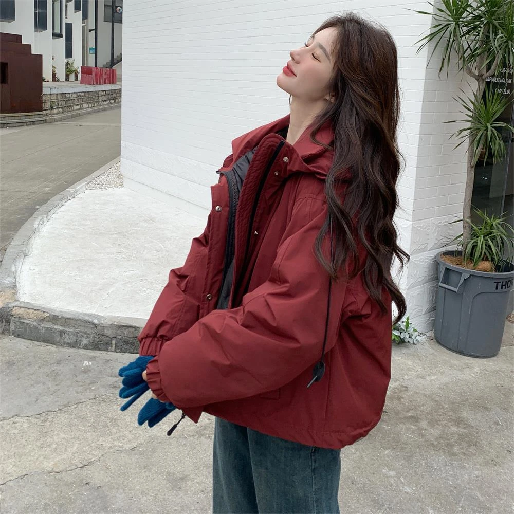 酒红色冲锋衣羽绒服女冬2024新款短款工装派克服爆款夹克厚外套潮